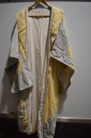 Lot 211 - A 20th Century silk Kimono style bedroom robe...