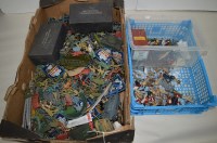 Lot 305 - Metal and plastic model military figurines by...