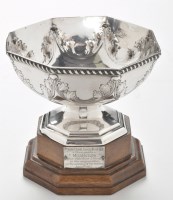 Lot 256 - A George V silver footed bowl, by William...