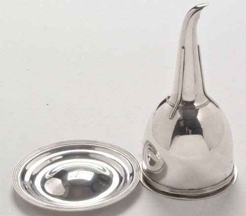 Lot 257 - A George III silver wine funnel, probably by G....