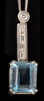 Lot 392 - An aquamarine and diamond pendant, the...