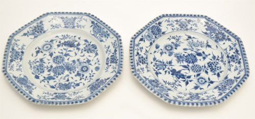 Lot 554 - Pair of Chinese blue and white octagonal...
