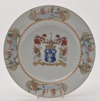 Lot 604 - Chinese armorial dish, central recess with...