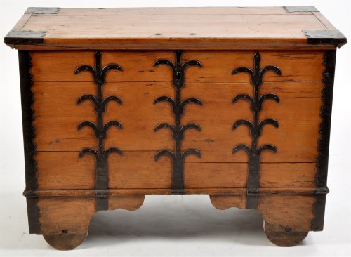 Lot 964 - An 18th Century Scandinavian painted pine and...
