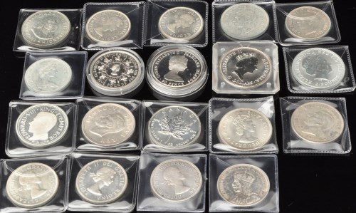 Lot 438 - British and Commonwealth coins, including:...