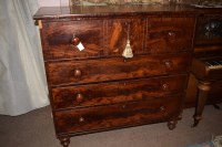 Lot 922 - Victorian mahogany chest of four graduating...