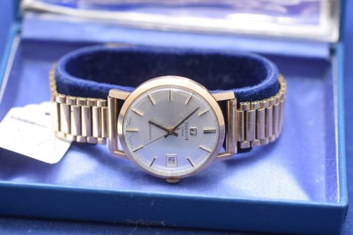 Lot 98 - A gentleman's gold plated automatic wrist...