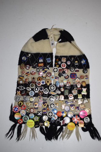 Lot 391 - A collection of North East speedway badges...