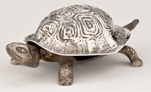 Lot 466 - An Edwardian silver novelty tortoise table...