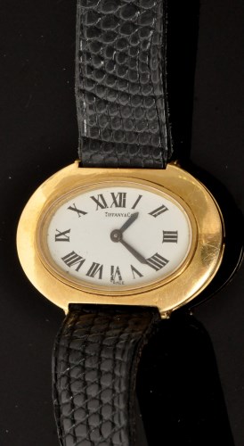 Lot 499 - Tiffany & Co: a lady's 18k wristwatch, the...