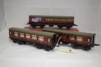 Lot 1568 - Hornby 0-gauge bogie cars, to include: two...