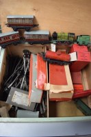 Lot 1662 - Hornby 0-gauge railway items, to include a...