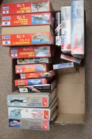 Lot 1700 - Hobbycraft and ESCI model constructor kits,...