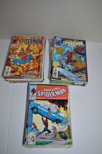Lot 1039 - The Amazing Spider-Man, sundry issues; and...