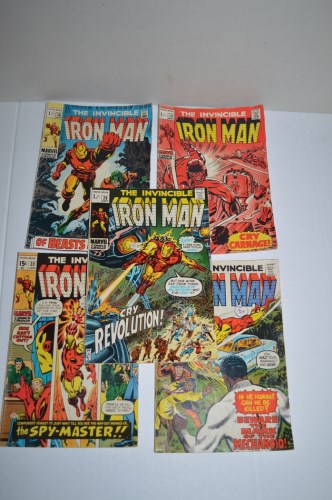 Lot 1060 - The Invincible Iron Man: 13, 16, 29, 32 and 33.