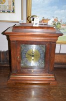 Lot 689 - A reproduction Victorian style mantel clock,...
