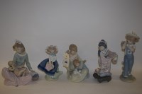 Lot 330 - Lladro figurines, to include: a mother and...