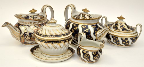 Lot 104 - English early 19th Century tea wares,...