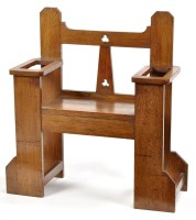 Lot 304 - An early 20th Century oak Arts & Crafts hall...