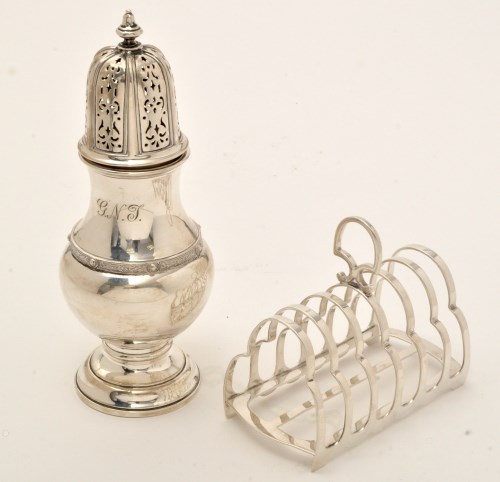 Lot 459 - A George VI silver sugar caster, by Reid &...