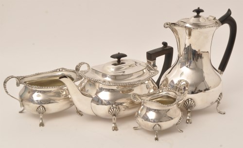 Lot 482 - An early 20th Century silver matched...