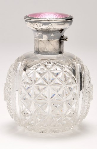 Lot 531 - A George V cut glass scent bottle, with pink...
