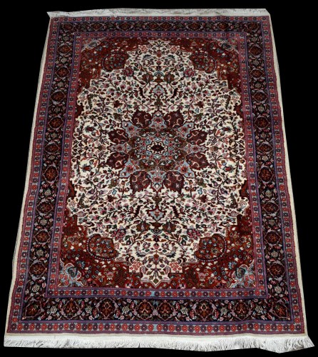 Lot 751 - An Isfahan rug, the central rosette surrounded...