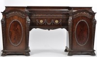 Lot 828 - A fine quality early 20th Century mahogany...