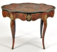 Lot 843 - An French Louis XV style red boulle centre...