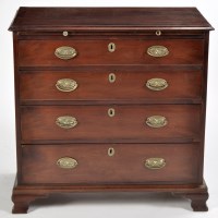 Lot 865 - A Georgian mahogany chest of four long...