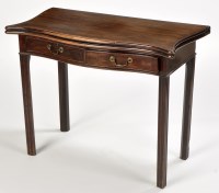 Lot 881 - A George III style mahogany serpentine front...