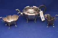 Lot 559 - A George V three-piece silver tea service, by...