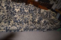 Lot 1070 - A three seater settee and matching two seater...