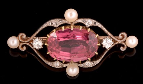 Lot 783 - Pink tourmaline brooch