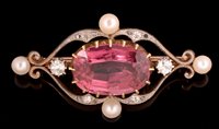 Lot 783 - Pink tourmaline brooch