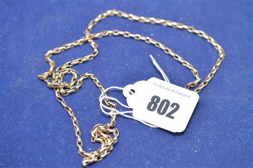 Lot 802 - A 9ct yellow gold chain necklace
