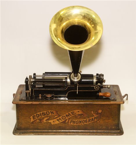 Lot 946 - Edison Phonograph