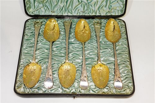 Lot 606 - Set of six George III table spoons