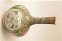 Lot 32 - Chinese porcelain mid 19th Century bottle vase
