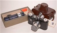 Lot 372 - A Corfield Periflex 35mm film camera