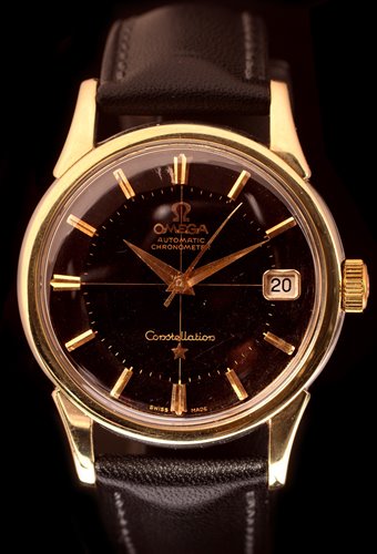 Lot 667 - A gentleman's wristwatch.