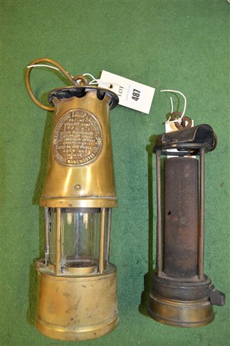 Lot 487 - 2 miners lamps