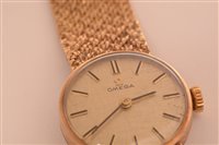 Lot 671 - Omega watch