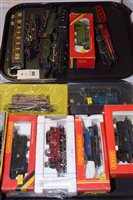 Lot 520 - 00-gauge locomotives and tank engines.