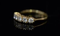 Lot 808 - Five stone diamond ring