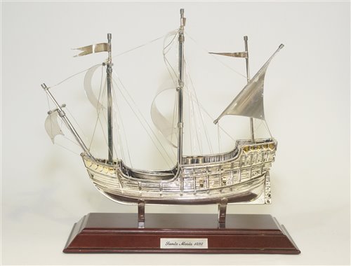 Lot 622 - A modern silver ship model