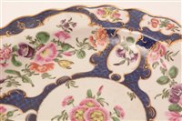 Lot 106 - A first period Worcester polychrome plate