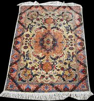 Lot 894 - A Tabriz rug