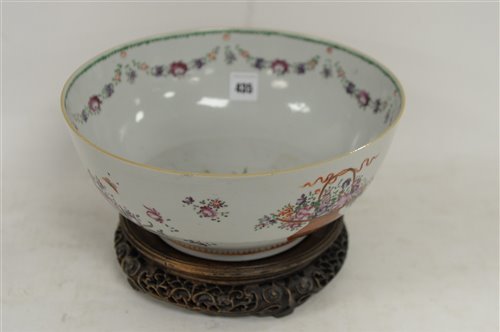 Lot 435 - Chinese bowl