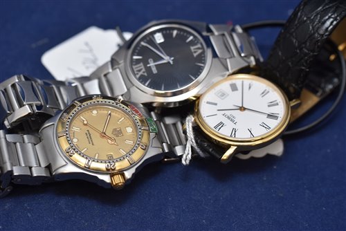 Lot 305 - Three gentleman's wristwatches